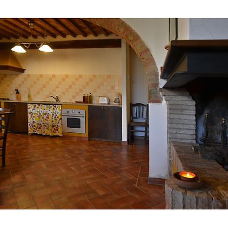 Agriturismo Bellavista Radicondoli Номер фото